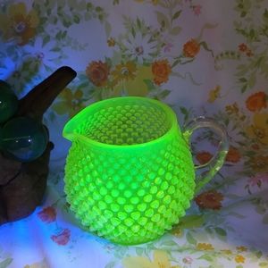Fenton Vaseline Topaz Opalescent Hobnail SQUAT PITCHER.
